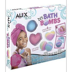 Bath Bombs Make Your Own Colourful Heart Shape Bath Bomb Set New In Gift Box DIY